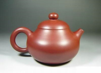 紫砂壶和陶瓷壶哪个泡茶更好?